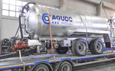 Entrega cisterna Agropecuaria Las Casetas: Cisterna de 18.000 litros con aplicador ECO AG 7
