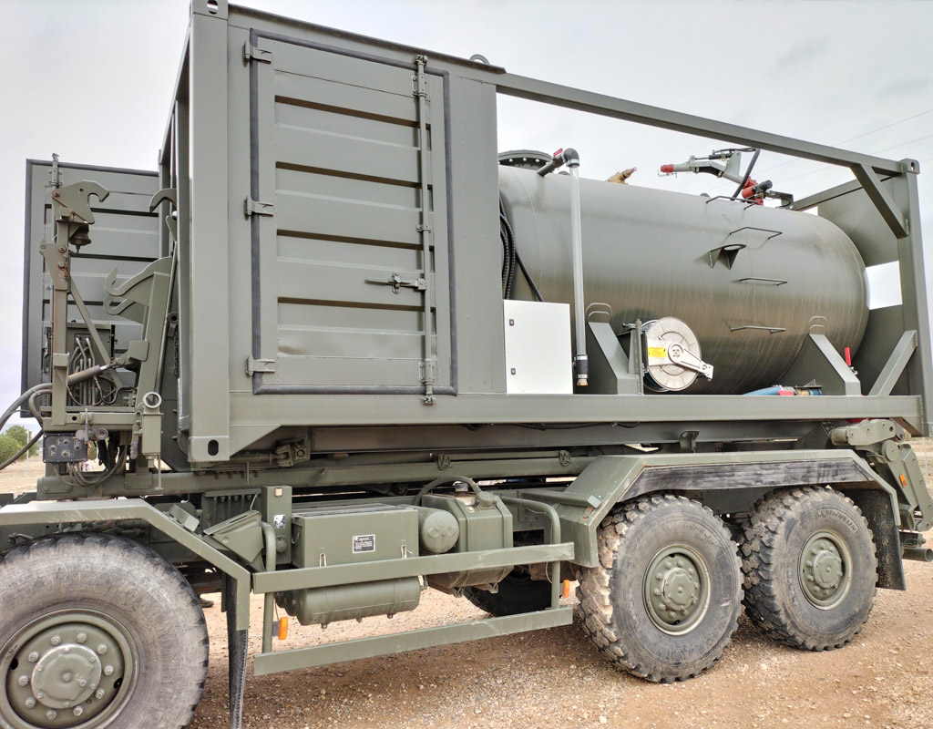 equipo-descontaminacion-quimica-grandes-superficies-3 Entrega de Cisterna compacta sobre bastidor de gancho multilift para cliente Rinacon Gestión