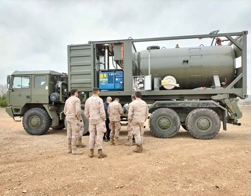 equipo-descontaminacion-quimica-grandes-superficies-5 Cisterna compacta sobre bastidor de gancho multilift 14.000 litros Rinacon Gestión