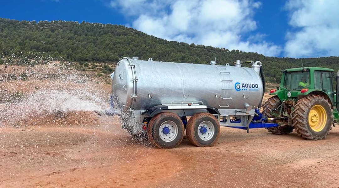Entrega de Equipo: Cisterna de Agua para Riego 10.000 litros
